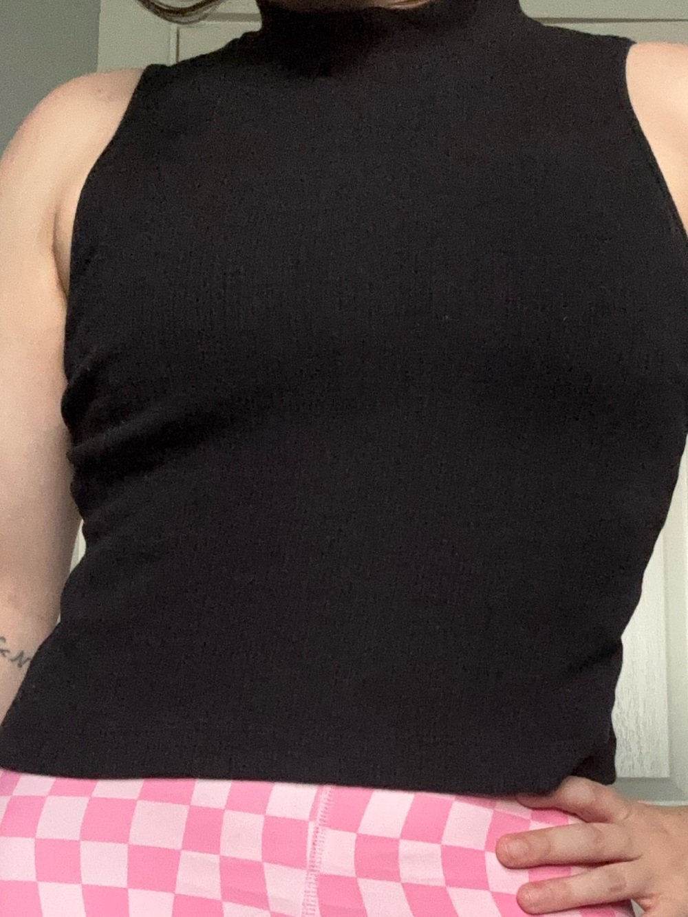 Old Navy Black Sleeveless Mock Neck Tank